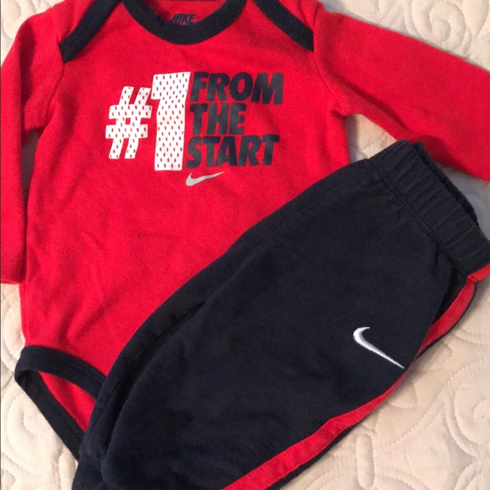 Baby Nike set EUC red and navy